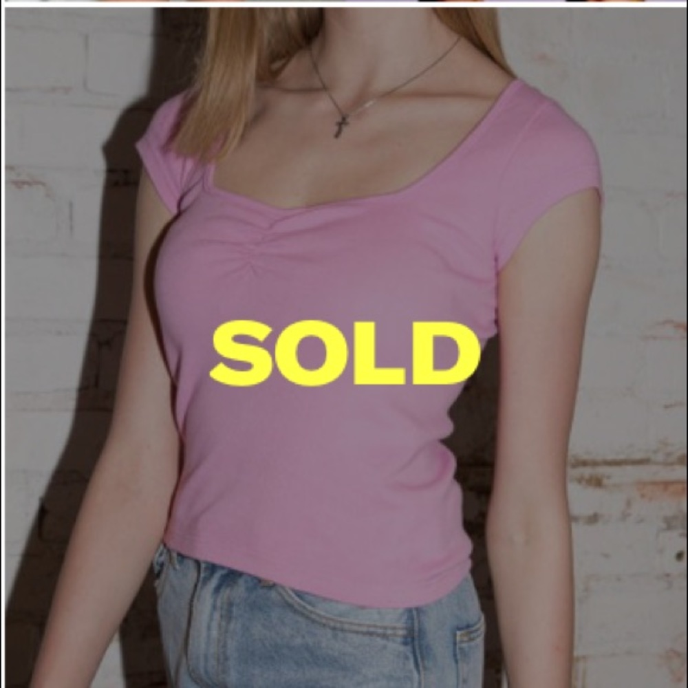 NWOT BRANDY MELVILLE PINK MABEL TOP - Picture 1 of 2